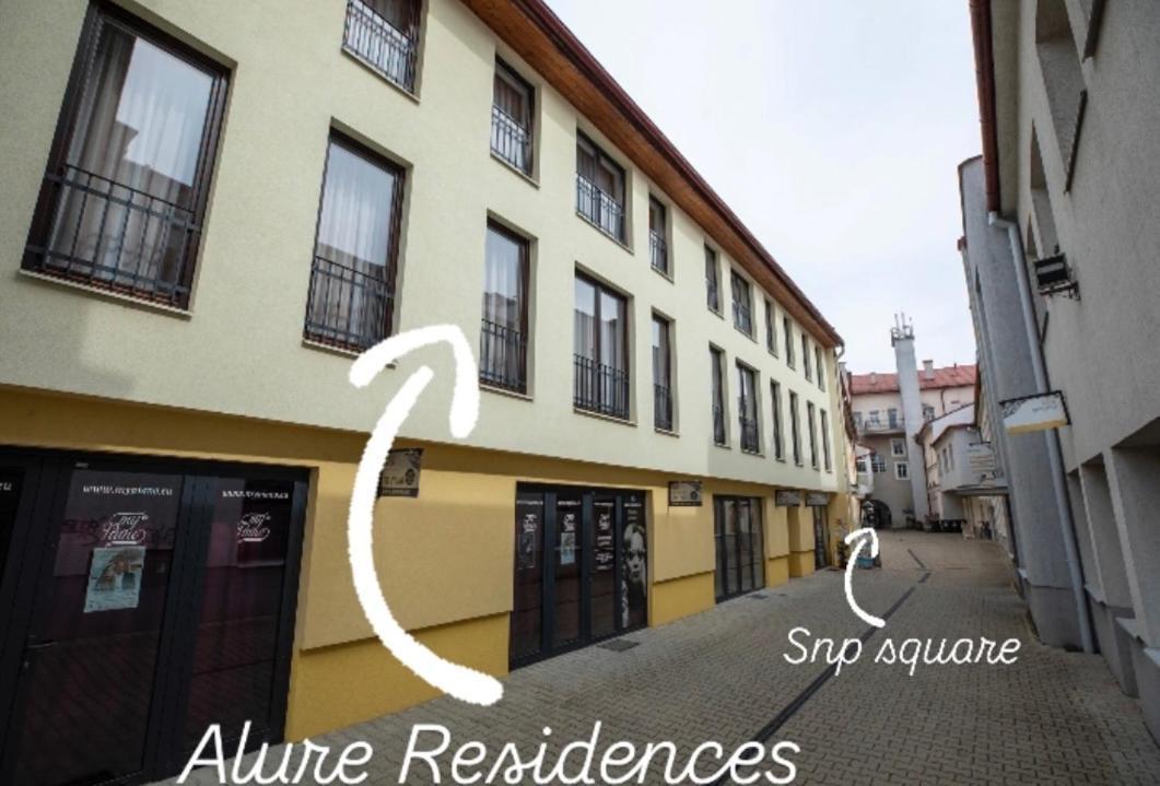 Alure Residences 10 - 24H Self Check-In & Private Parking Next To The Apartment Building Included, City Center Right On Snp Square In A Quiet Passage, New Building, Best Deal In Town Banská Bystrica Exterior foto